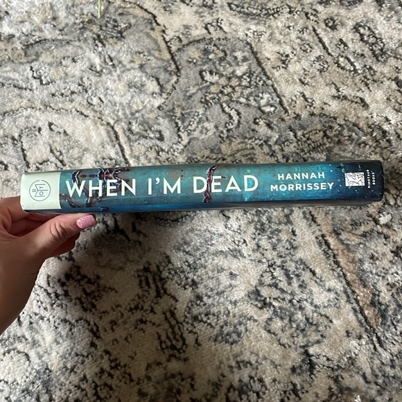 Hardcover book - Picture 4 of 4